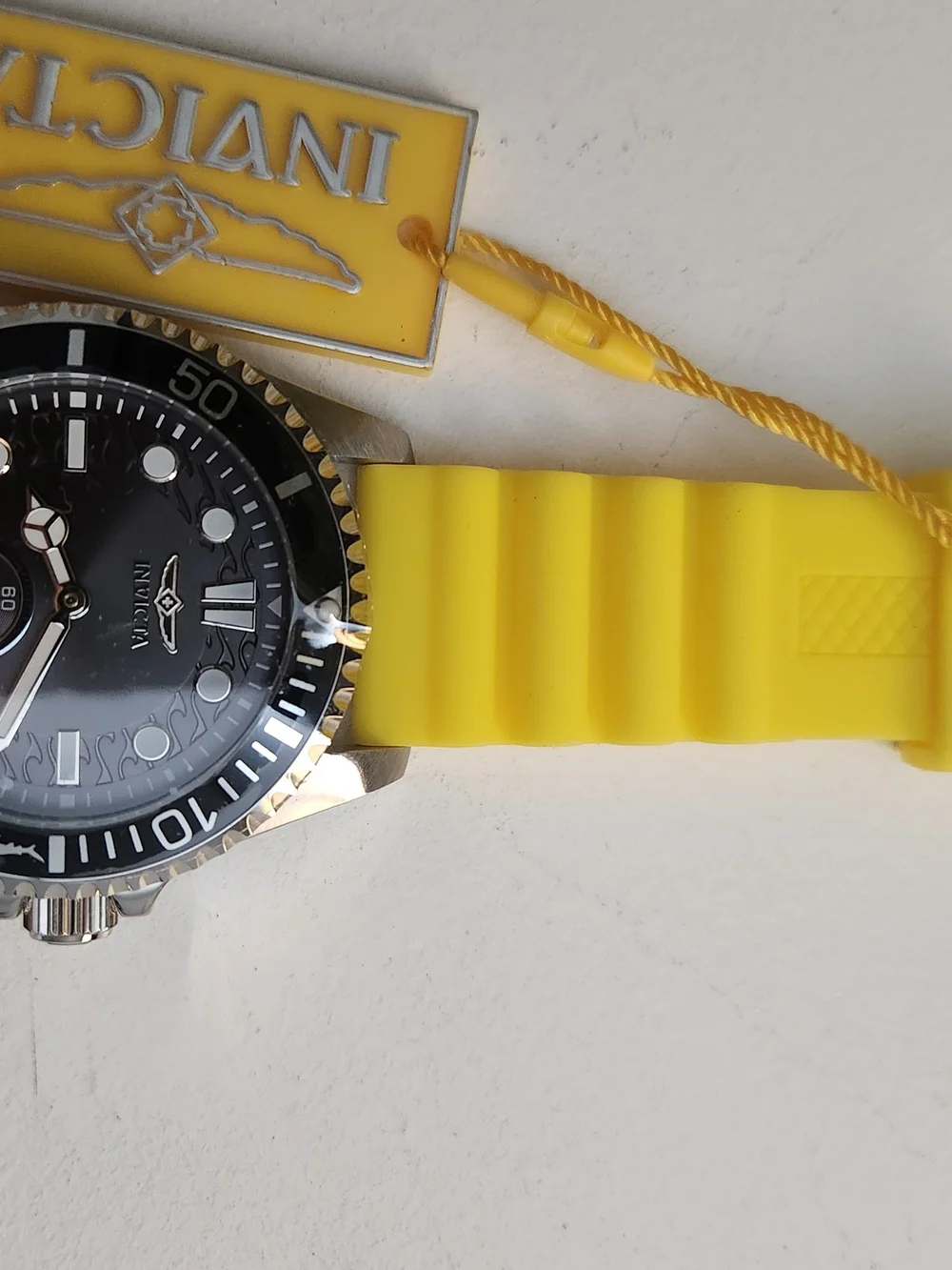 Invicta Men’s Yellow Strap Dive Watch